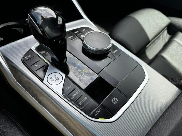 Vehicle Photograph