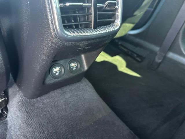 Vehicle Photograph