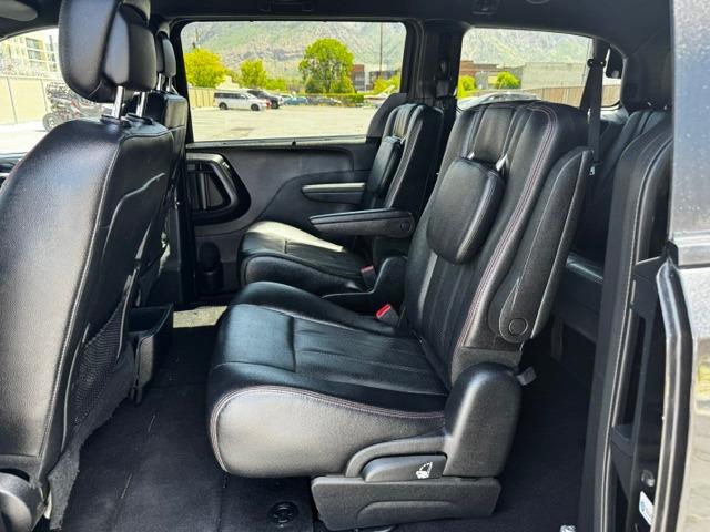 Vehicle Photograph