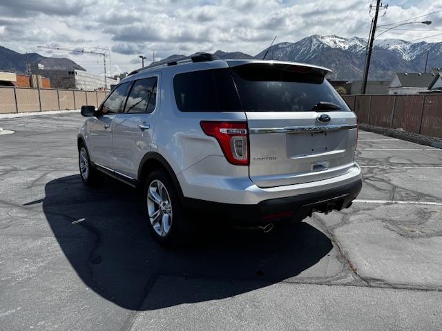 Vehicle Photograph