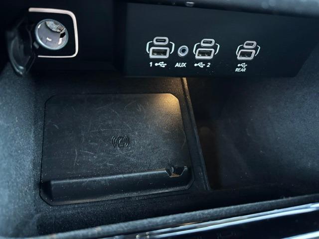 Vehicle Photograph