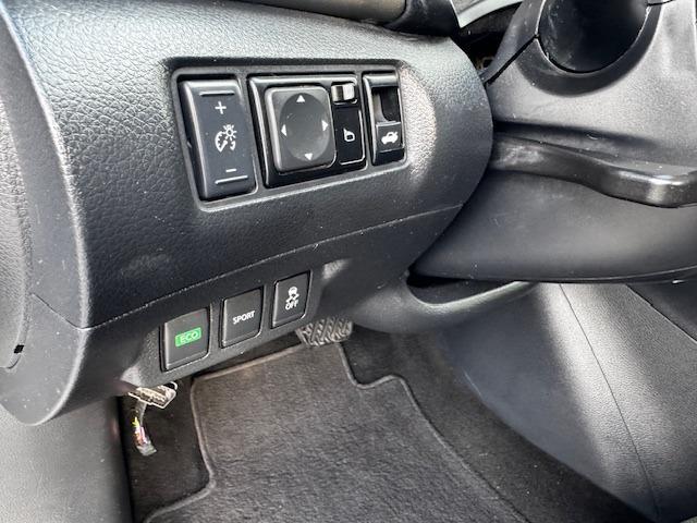 Vehicle Photograph