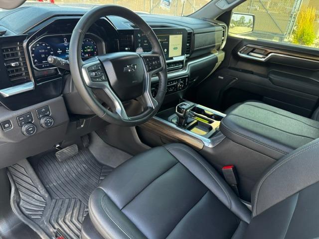 Vehicle Photograph