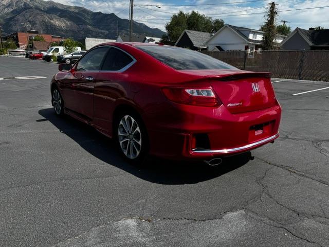 Vehicle Photograph