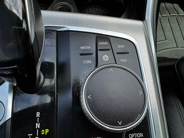 Vehicle Photograph