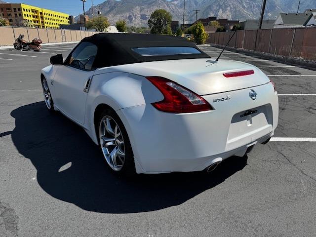 Vehicle Photograph