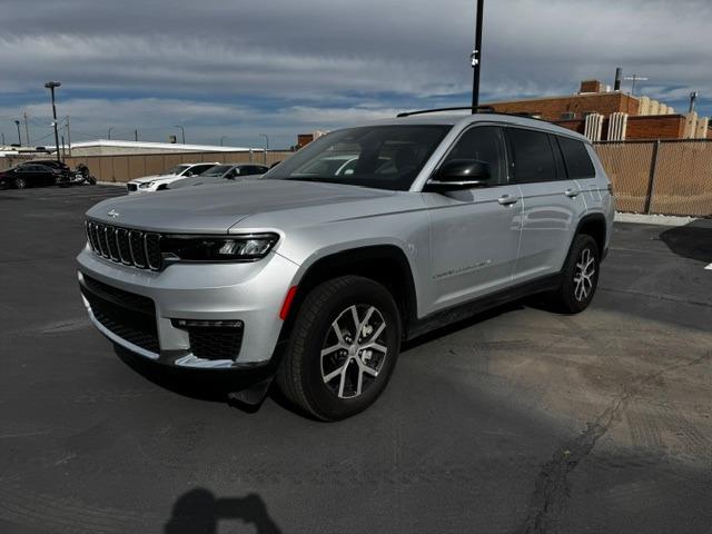 Vehicle Photograph