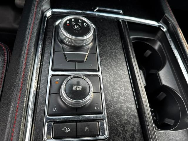 Vehicle Photograph