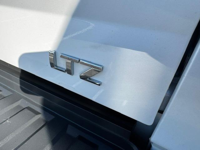 Vehicle Photograph