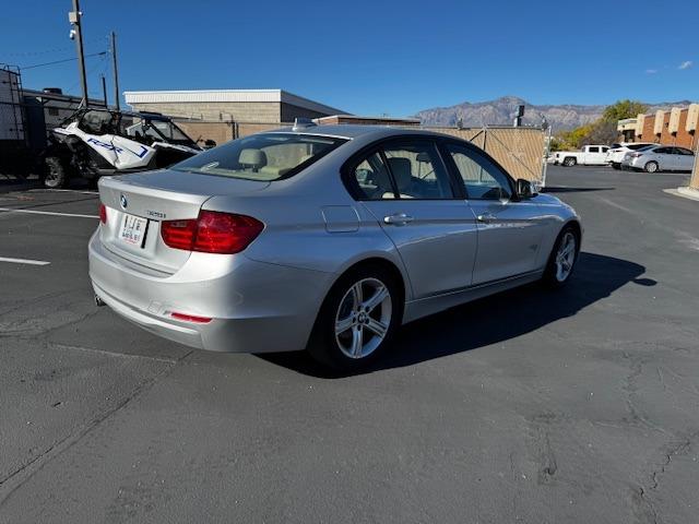 Vehicle Photograph