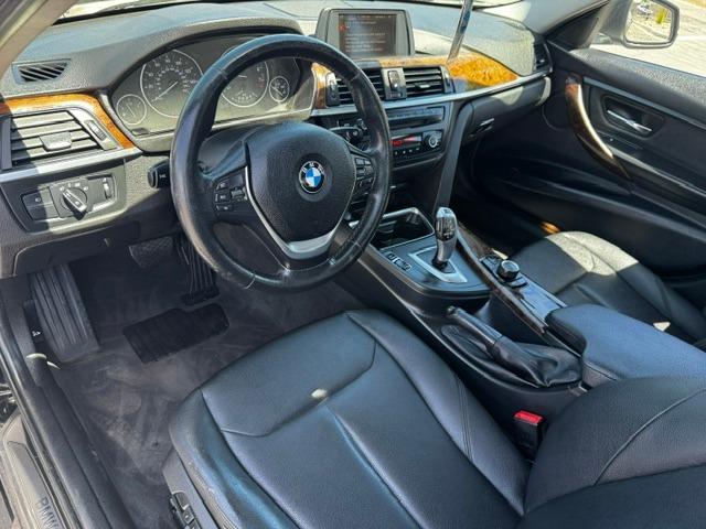 Vehicle Photograph