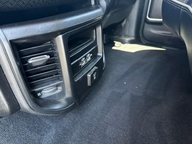 Vehicle Photograph