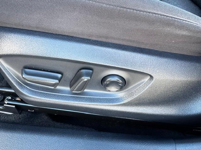 Vehicle Photograph