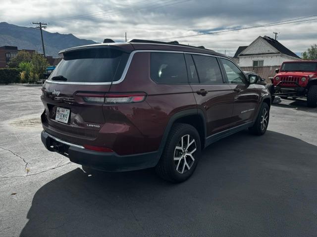 Vehicle Photograph