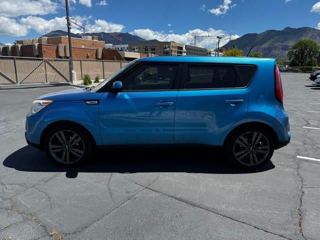Vehicle Photograph