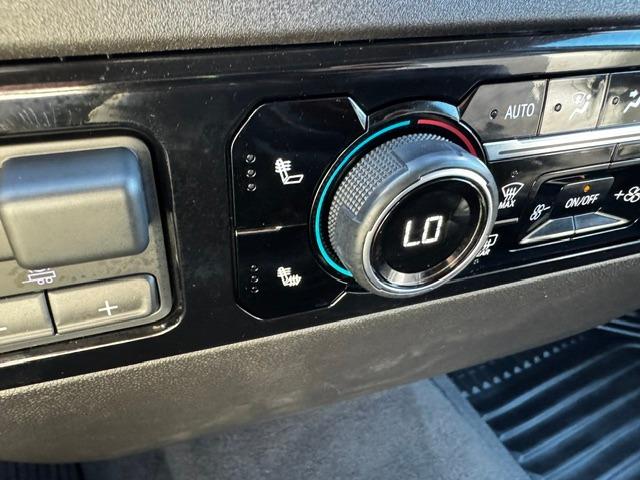 Vehicle Photograph