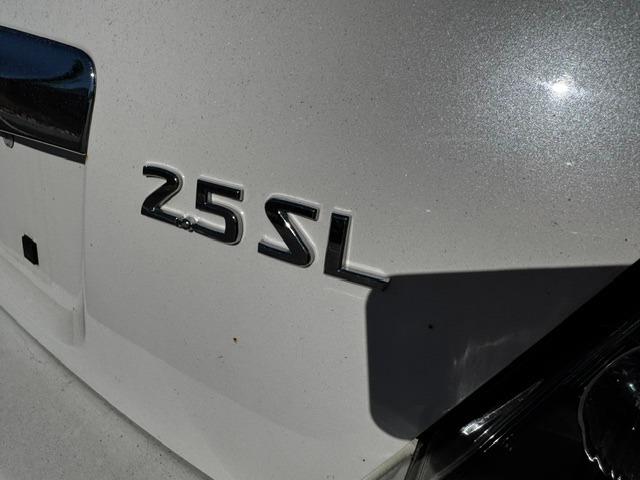 Vehicle Photograph