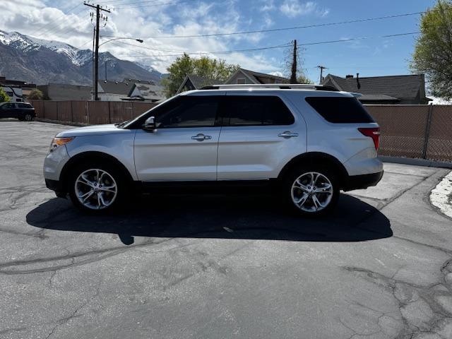 Vehicle Photograph